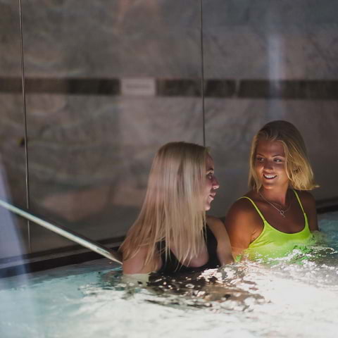 Guide to spa afternoon tea in London