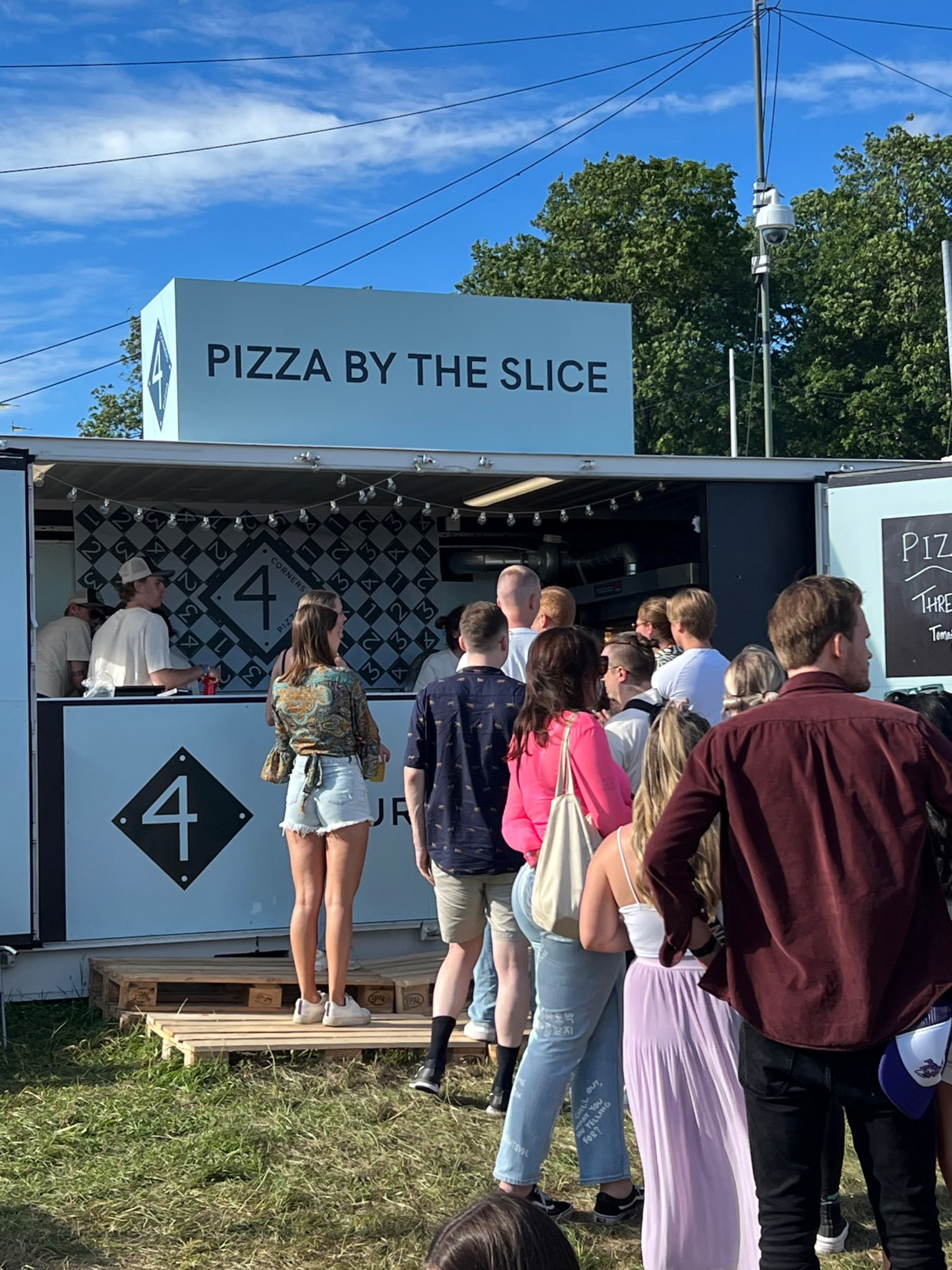 Bild från 4 Corners Pizza Hammarby sjöstad av Sara G. (2022-07-11)