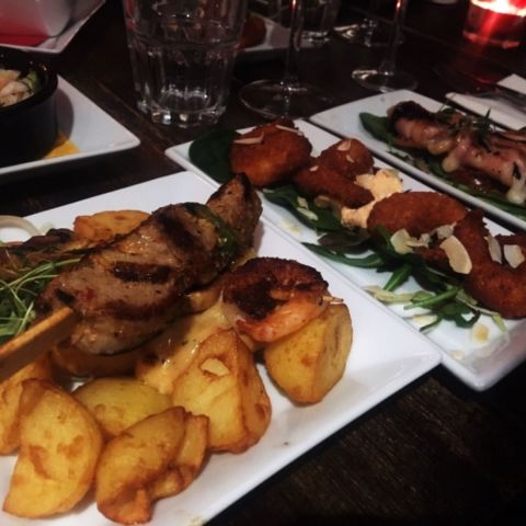 Aqui Tapas & Bar