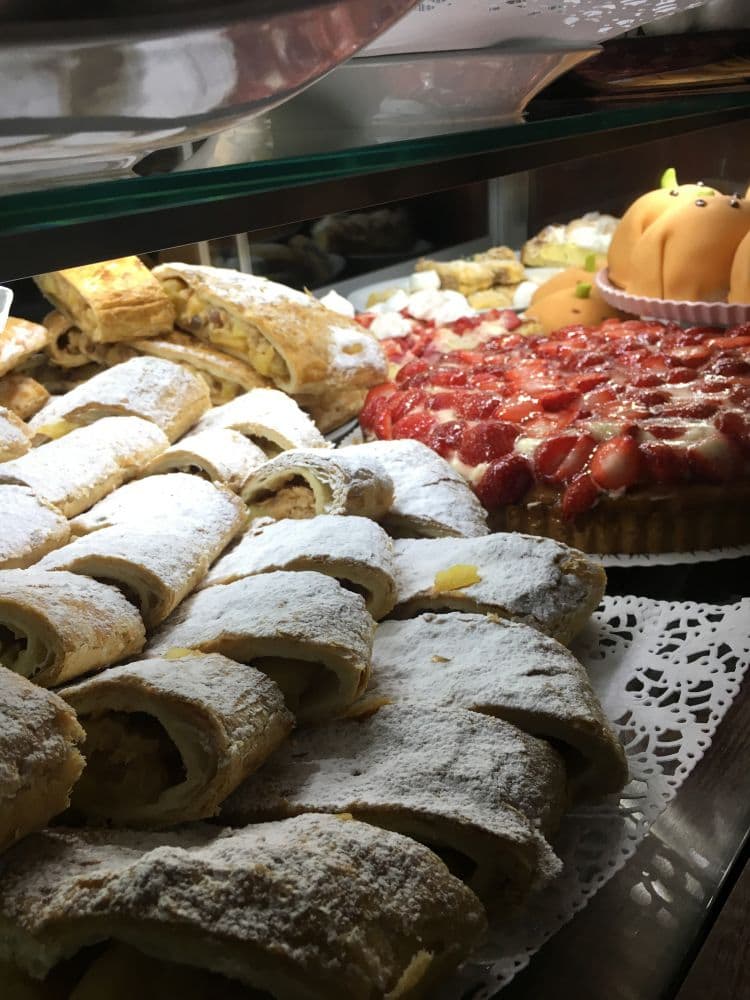 Photo from Café Schweizer by Fredric E. (15/11/2016)
