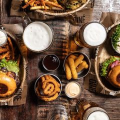 DINÉ Burgers Drottninggatan