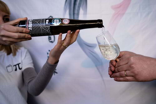 Kanpai London Sake Brewery & Taproom – Happy hour