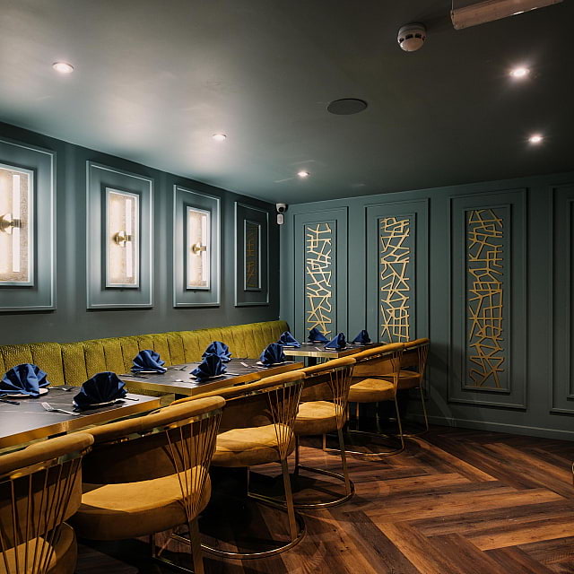 Zoya Grill & Lounge
