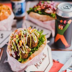 M.O.A.S – Meat on a Stick Nytorget