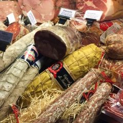 Monte's Delicatessen