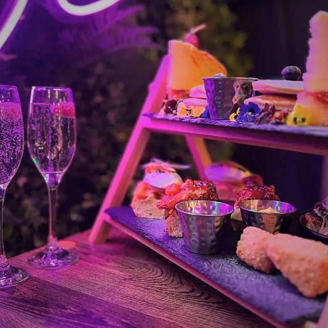Fress Restaurant & Bar