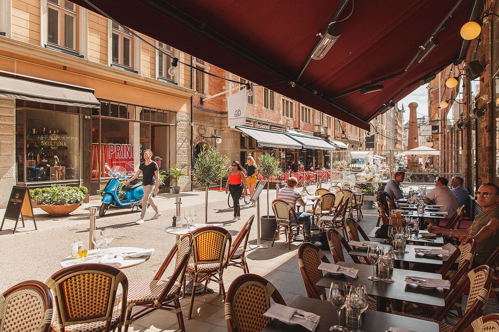 Napolyon Bistro & Bar – Neighbourhood restaurants