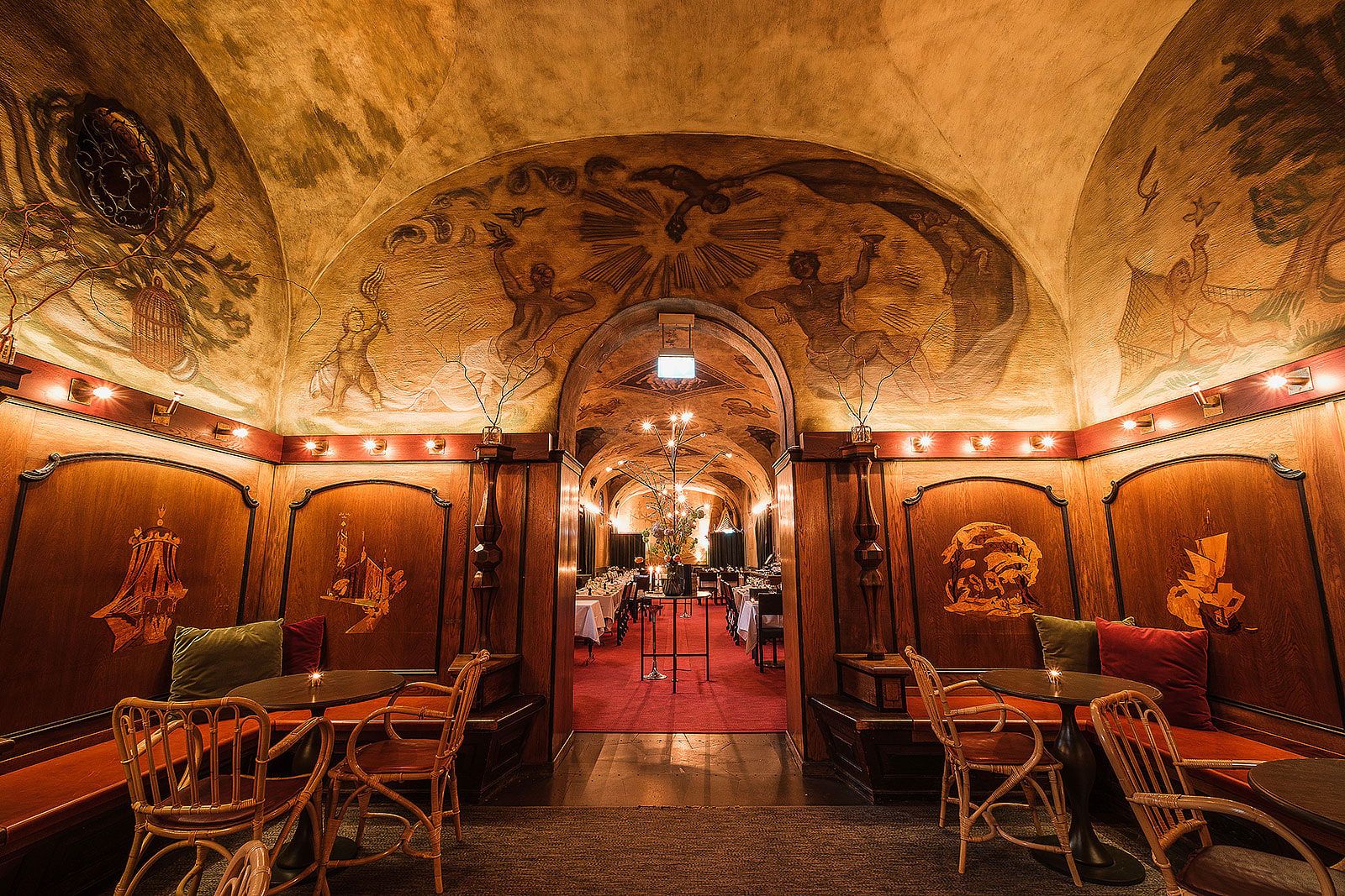 Restaurang Stadshuskällaren – Restaurants in Kungsholmen
