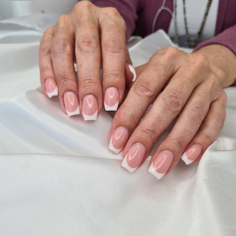 Faded French 👍 – Photo from Salong Polish Perfect by Christina Å. (14/08/2022)