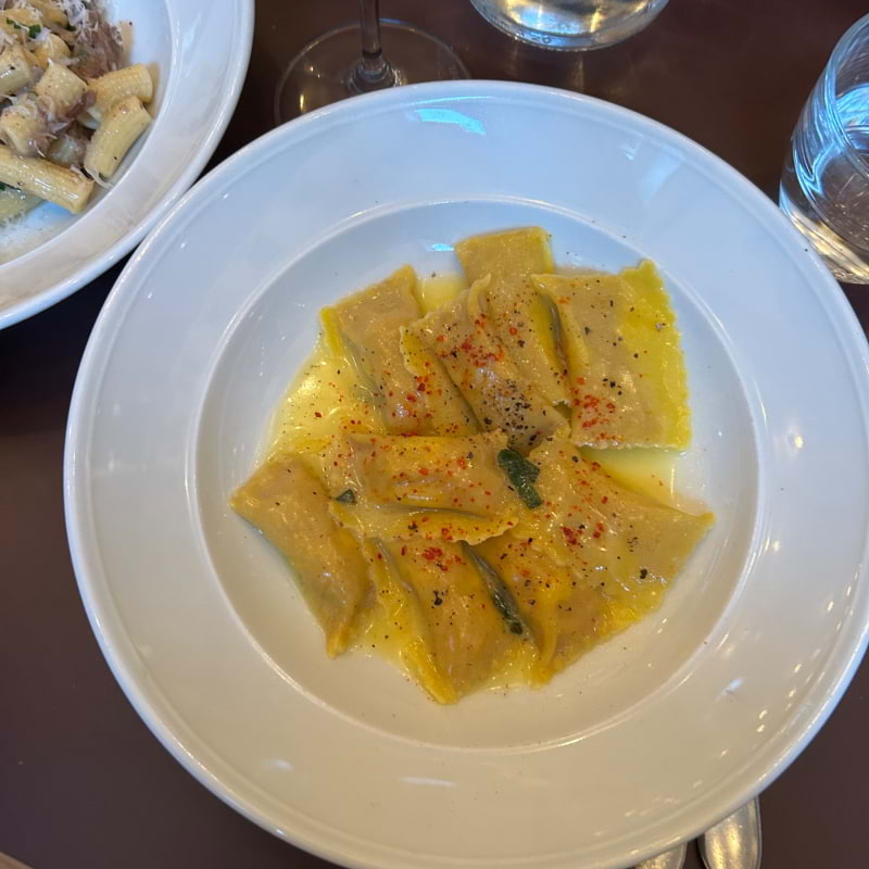 Photo from Café Nizza by Daphne P. (31/10/2023)
