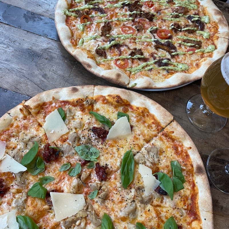 Chimichurri & kyckling  – Photo from Crispy Pizza Bistro Sjöstaden by Antonia O. (31/10/2023)
