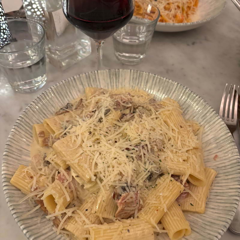 Pasta med vin, pancetta, mozzarella och grädde – Photo from Hemma Vasastan by Mimmi B. (25/02/2025)
