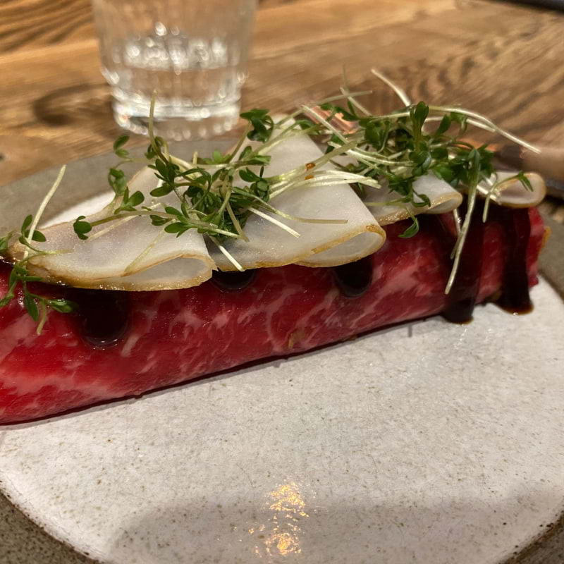 Råbiff är en till trogen rätt på menyn! – Photo from Restaurang Hantverket by Anna L. (26/11/2023)