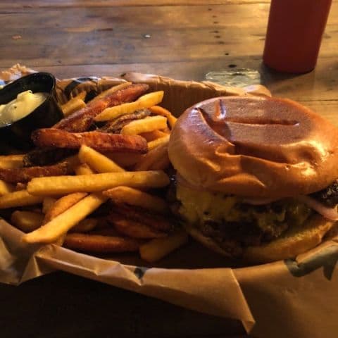 Lunchburgare – Bild från Tugg Burgers av Adam L. (2018-02-01)